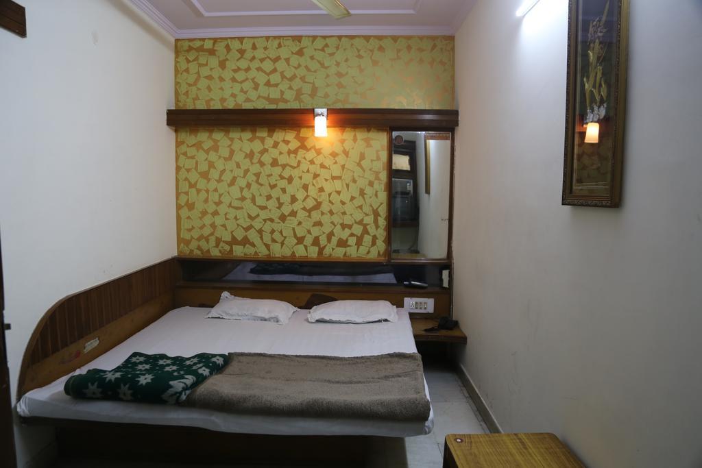 Yes Please Guest House Új-Delhi Kültér fotó