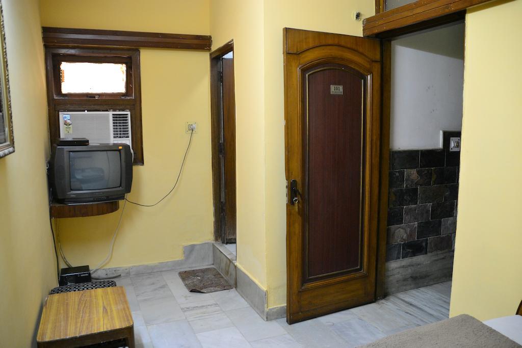 Yes Please Guest House Új-Delhi Szoba fotó
